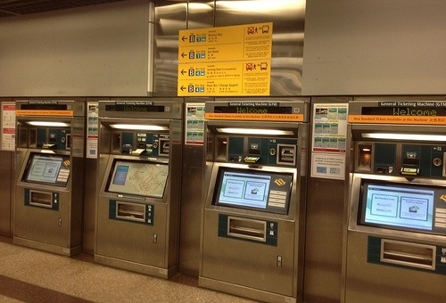 新加坡地鐵站自助購票機